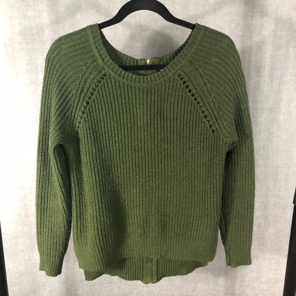Green Sweater with Zipper detail